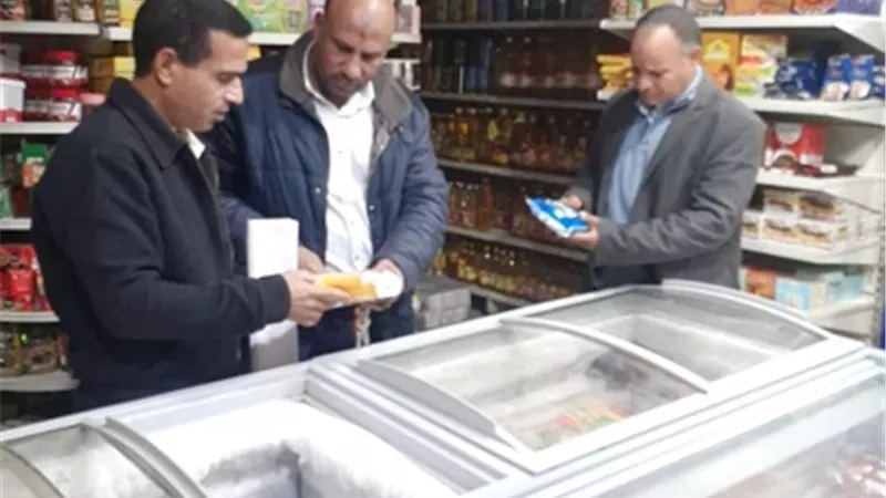 ضبط 139 مخالفة متنوعة خلال حملات تموينية بالمنيا