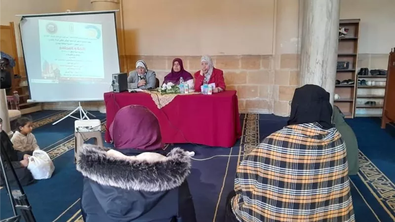 د.فاطمة رجب: تعليم الابناء لغة أجنبية كلغة أولى كارثة تنذر بالخطر