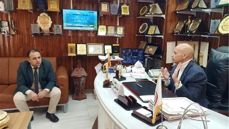 مسعود يجتمع باللجنة العلمية ومشرف المناظير بصحة الشرقية