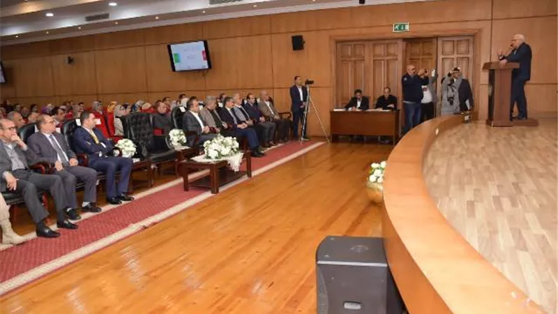 الغضبان يصدق على تعديل تخصيص 21 فدان جنوب بورسعيد