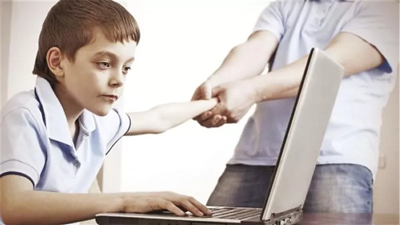 مبادة جديدة لمكافحة الاستخدام المفرط للإنترنت والألعاب الإلكترونية..تفاصيل