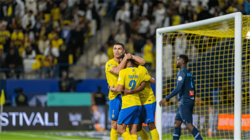 النصر يحدد سعر بيع نجم الفريق