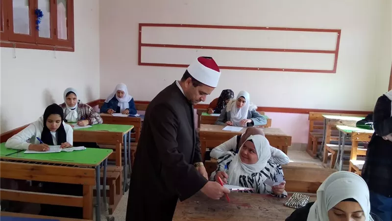 377 ألف طالب يؤدون امتحانات الفصل الدراسي الأول بالأزهر