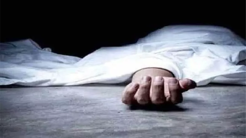 العثور على جثة شاب متعغنة داخل شقته بالمقطم