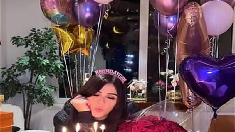 الصدمة تسيطر على الجمهور بعد اعلان طلاق ياسمين عبد العزيز وأحمد العوضي