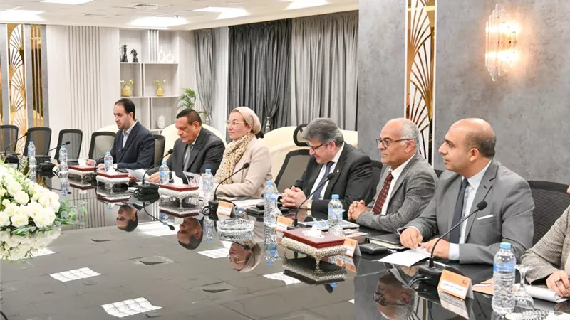 وزيرةالبيئةتبحث مشروع محطة تحويل المخلفات إلى طاقةكهربائية بأبو رواش