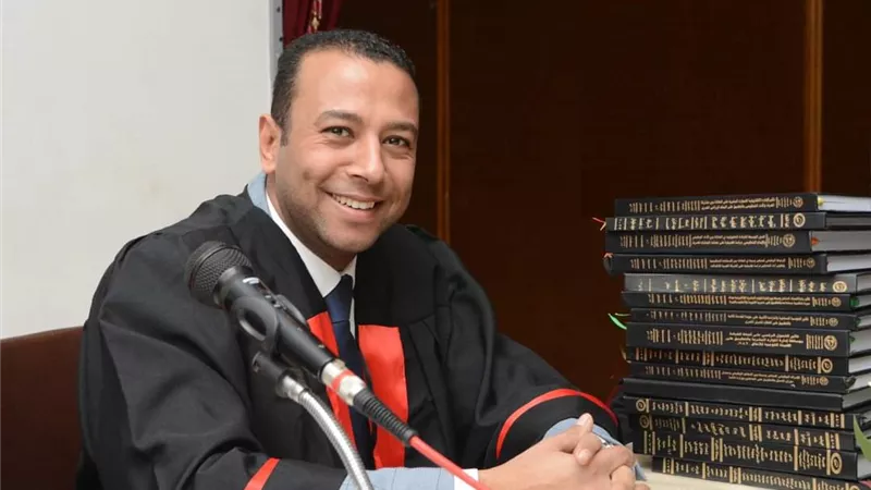 فتح التقديم للدراسات العليا للبرامج المهنية بكلية التجارة بنى سويف
