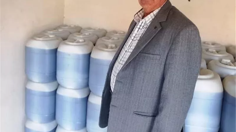 ضبط طن و200كيلو عسل نحل مجهول المصدربكفرصقر