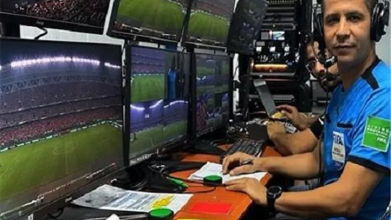محمود عاشور حكماً للـvar بمباراة السنغال والكاميرون