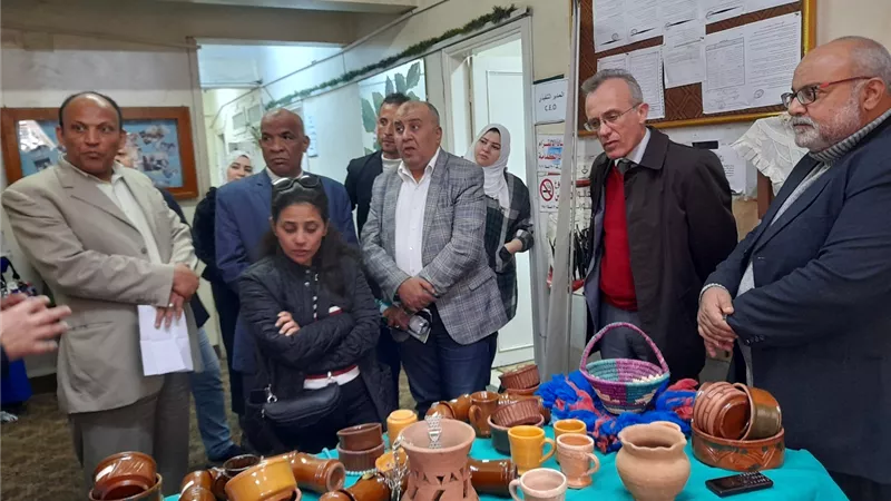 ممثل الاتحاد الأوربى يتابع أنشطة مشروع ريادة الأعمال