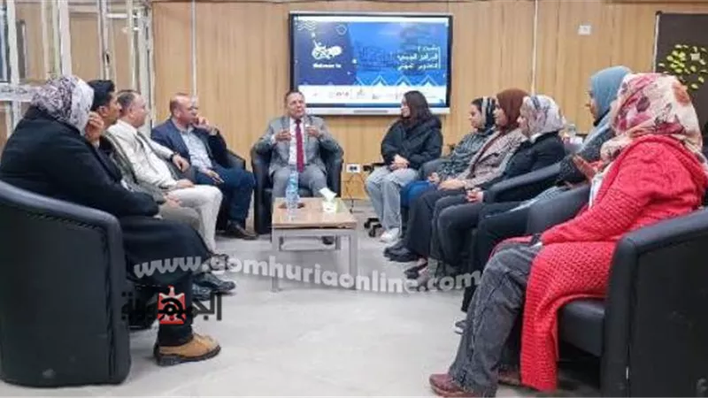 رئيس جامعة دمياط يتفقد المركز الجامعي للتطوير المهني