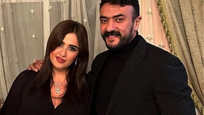 ياسمين عبد العزيز سخرت من تنؤات عرافة بالانفصال وتحقق