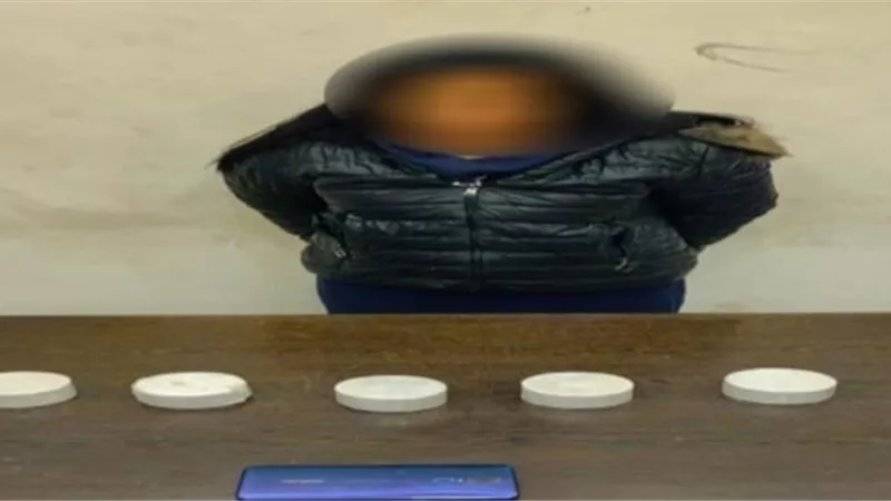 ضبط شركة إنتاج فنى بدون ترخيص بالقاهرة
