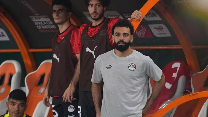 الدوري الإنجليزي ينشر انفعالات محمد صلاح علي دكة البدلاء .. فيديو