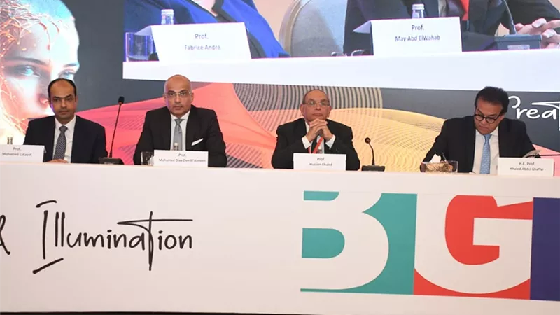 رئيس جامعة عين شمس يشارك بالمؤتمر الدولي السادس عشر لسرطان الثدي