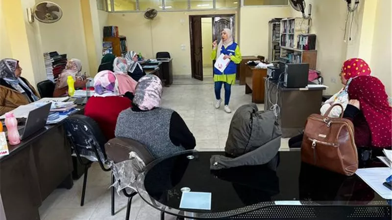 ندوات توعوية عن أهمية التطعيم بحملة شلل الأطفال بالإسماعيلية