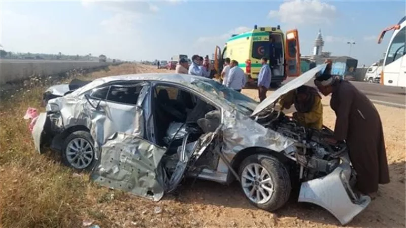 مصرع سيدة وإصابة أخرى إثر انقلاب سيارة بالشرقية