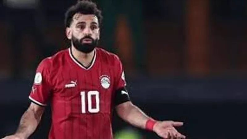 سيعتزل دوليا .. إعلامى محذرا من الهجوم على محمد صلاح