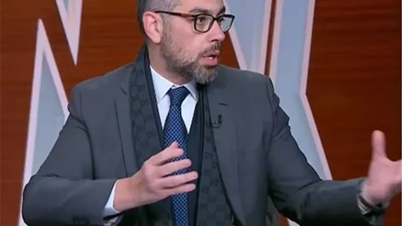 خبير الاقتصادى: 