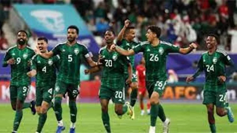 بدون تقطيع.. بث مباشر لمباراة السعودية وقيرغيزستان فى كأس أمم آسيا