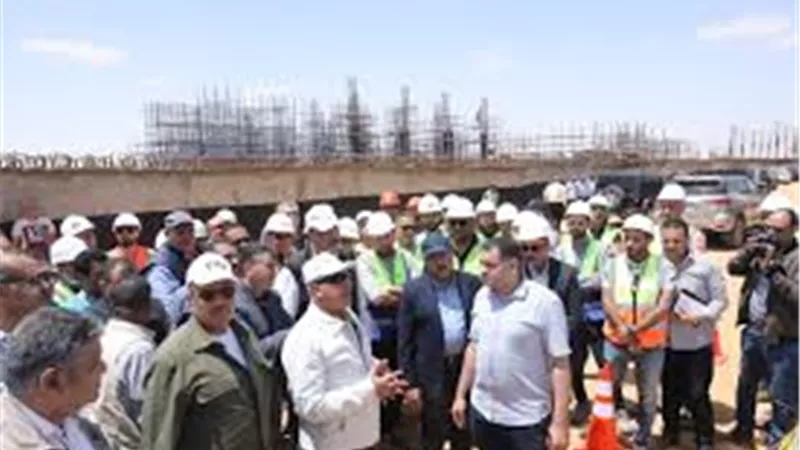 وزير النقل يتفقد ورش اسوان لمتابعة اعمال الصيانة والدعم الفني
