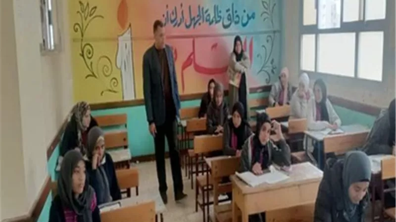 تعليم السويس: لاشكوي من امتحانات الدراسات للشهادة الإعدادية اليوم