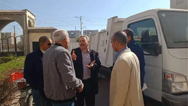أبوقرقاص تتسلم دفعة معدات جديدة لدعم منظومة النظافة