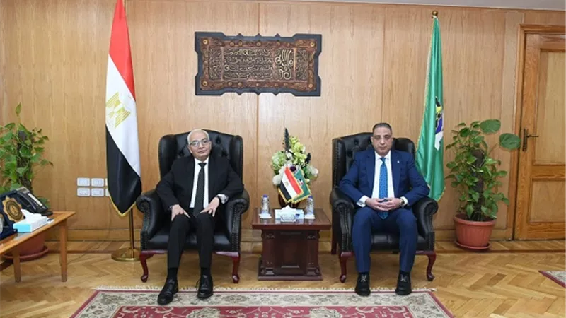 محافظ الفيوم يستقبل وزير التربية والتعليم لمتابعة امتحانات الدور