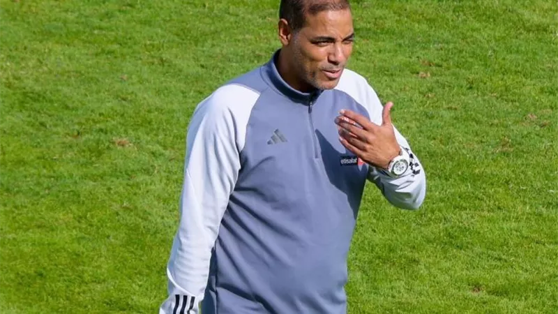 خالد بيبو يطمئن على لاعبي الأهلي الدوليين في كأس الأمم