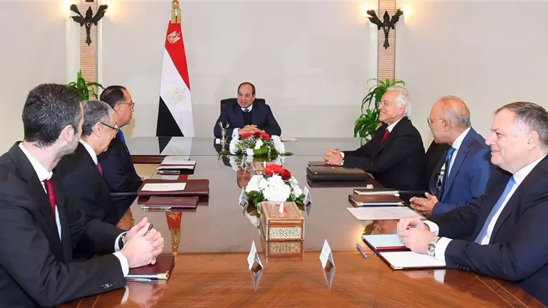 الرئيس السيسي يتابع تطورات مشروع جريجي GREGY للربط الكهربائي مع أوروبا