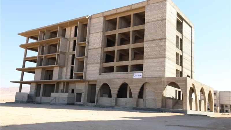 انتهاء الأعمال الإنشائية للمرحلة الأولى لفرع جامعة السويس بأبورديس