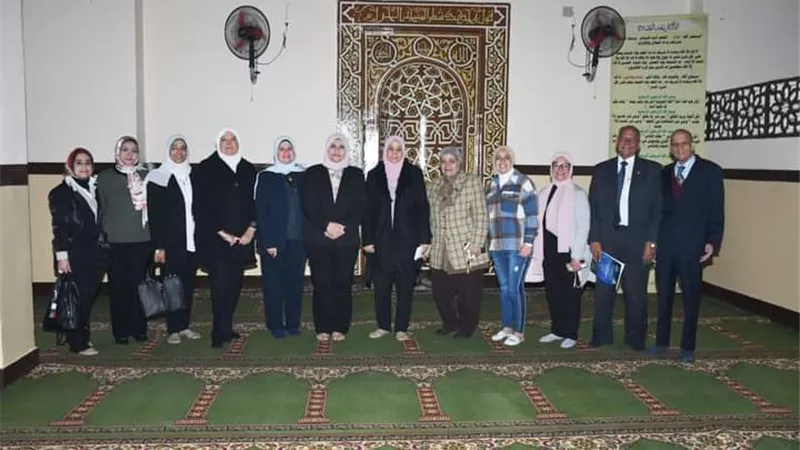 عميدة 