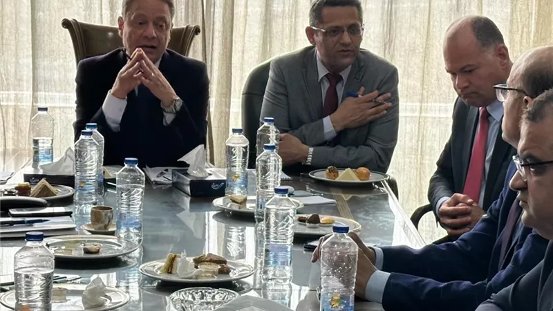 رئيس الأعلى للإعلام يبحث سبل التعاون المشترك مع وفد نقابة الصحفيين
