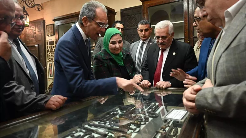 وزير الاتصالات : الجمعية الجغرافية المصرية لديها مقتنيات أصلية ونادرة