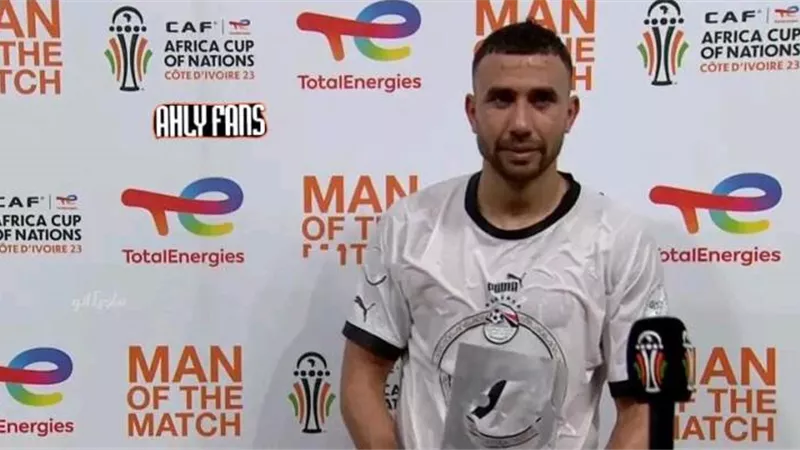وائل جمعة : تريزيجيه أهم من محمد صلاح فى منتخب مصر