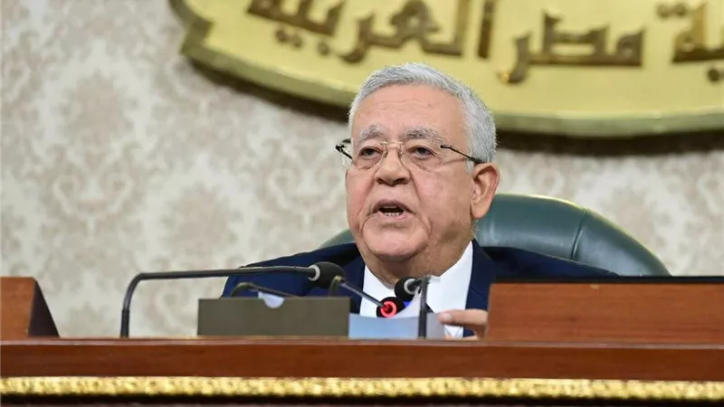 رئيس مجلس النواب يهنئ وزير الداخلية بعيد الشرطة