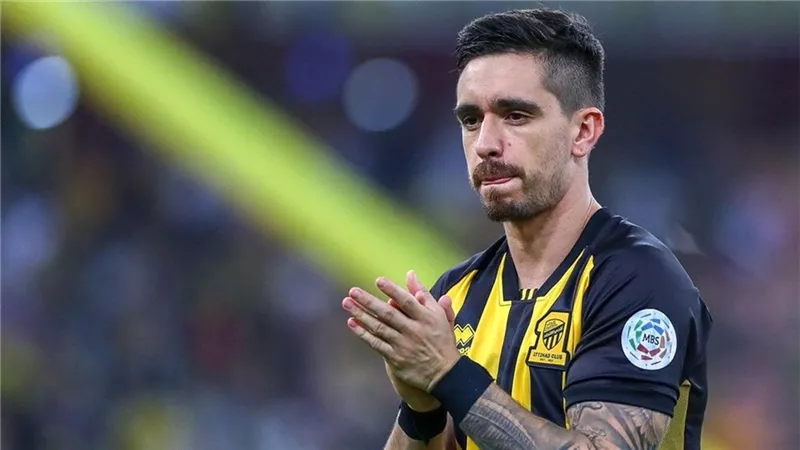 الكشف عن سبب غياب كورنادو عن تدريبات اتحاد جدة