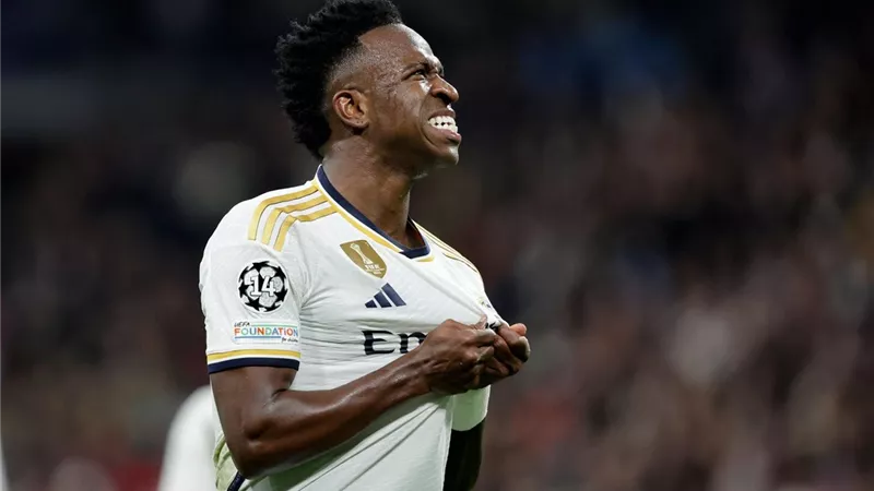 موقف ريال مدريد من تسريبات فينيسيوس أمام ألميريا