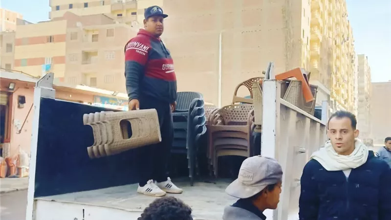 الجيزة ترفع الإشغالات من شوارع خالد بن الوليد ومسجد المدينة