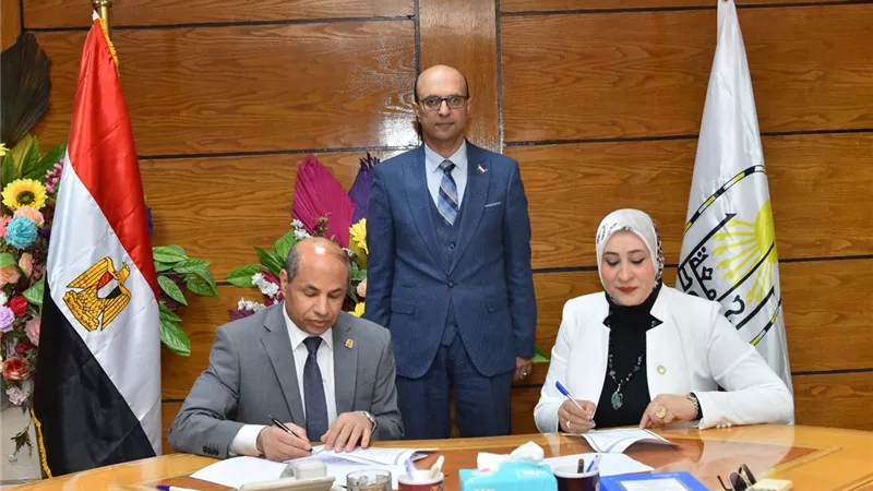 المنشاوي يشهد بروتكول تعاون بين كلية التربية و المدارس اليابانية