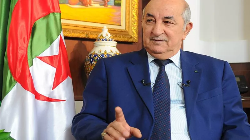 الرئيس الجزائري يبحث مع وزير الداخلية السعودي العلاقات الثنائية