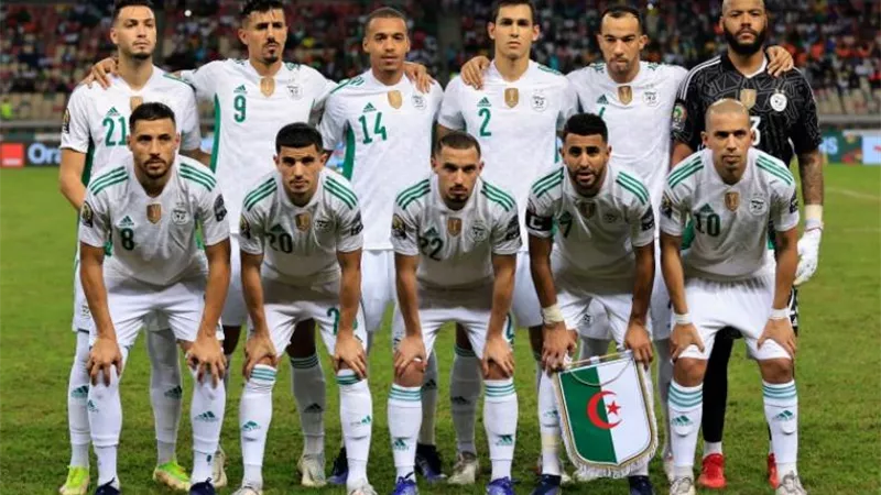 التشكيلة الرسمية للجزائر أمام موريتانيا بأمم إفريقيا.. ومحرز بديل