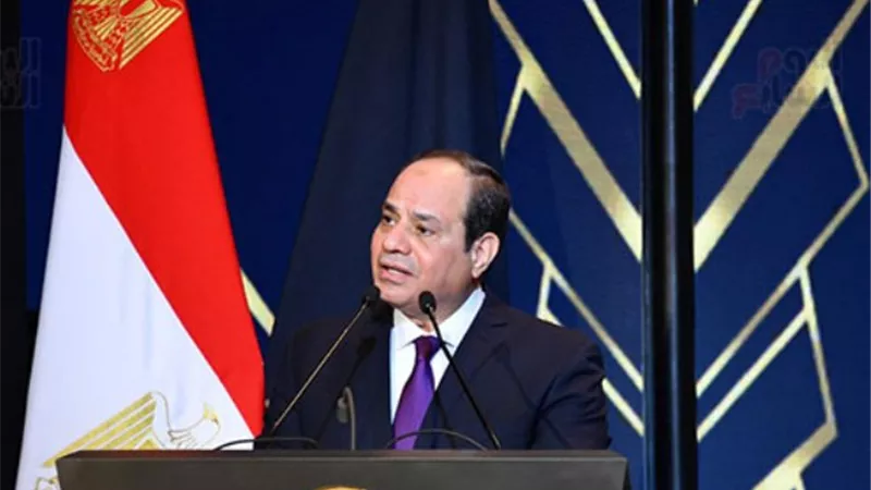 كل حاجة تهون إلا بلدنا .. 8 رسائل من الرئيس السيسى للمصريين فى عيد الشرطة