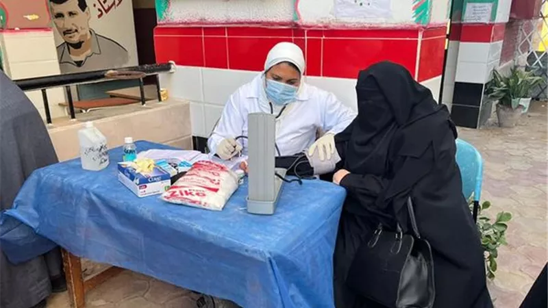 قافلة حياة كريمة الطبية تعالج اهالي البعالوة في الإسماعيلية
