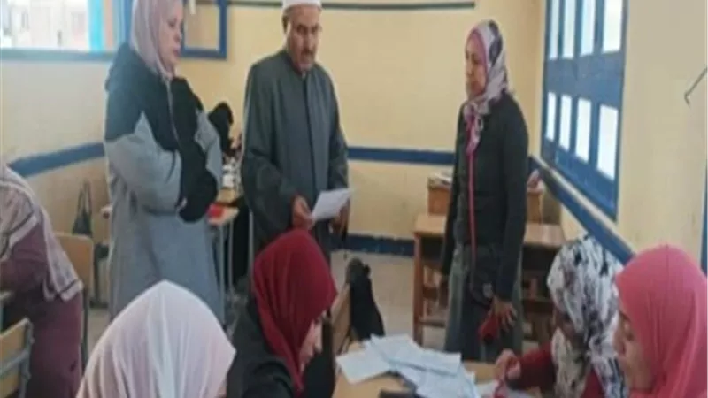 بدء تصحيح امتحانات الإبتدائية والإعدادية الأزهرية بالسويس