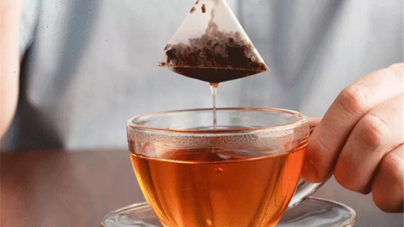 هل تختلف خصائص أكياس الشاي عن الورق المجفف ؟ خبراء يجيبون