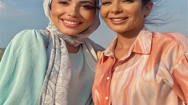 ملك بدوي محجبة مهووسة بسميرة سعيد تتحرر من القيود في رحلة 404