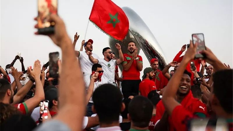 جماهير كوت ديفوار تؤازر المغرب ضد زامبيا أملاً في تأهل الأفيال