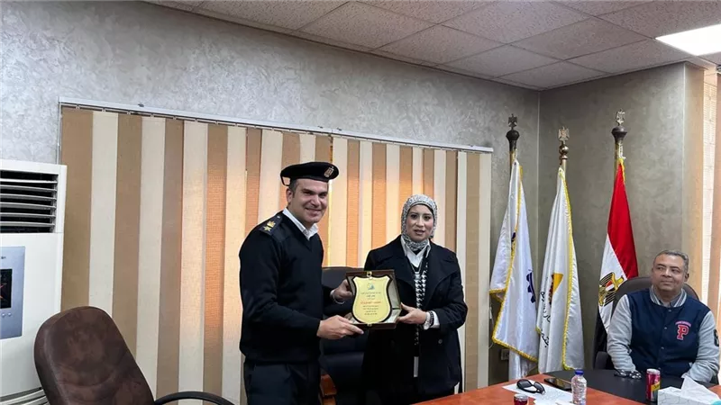 بمناسبة عيدهم الـ72.. مدينة السويس الجديدة تكرم رجال الشرطة