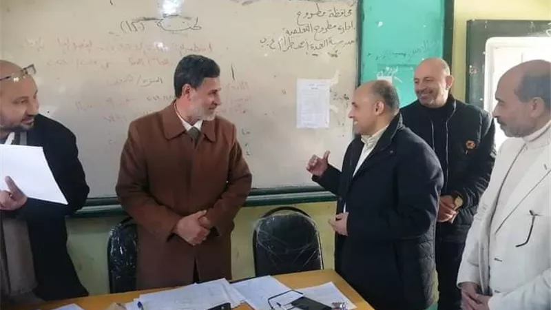 ارتفاع مؤشرات النجاح والمجاميع بامتحانات الشهادة الإعدادية بمطروح